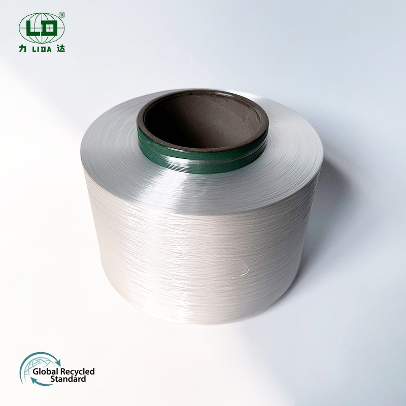 Proč byste si pro své textilní potřeby měli vybrat recyklovanou přízi